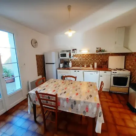 Дом отдыха Maison De 3 Chambres Avec Jardin Clos Et Wifi A Martin De Re *