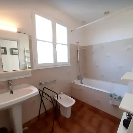 Maison De 3 Chambres Avec Jardin Clos Et Wifi A Martin De Re Дом отдыха
