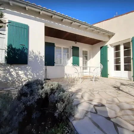 Maison De 3 Chambres Avec Jardin Clos Et Wifi A Martin De Re Дом отдыха Сен-Мартен-де-Ре